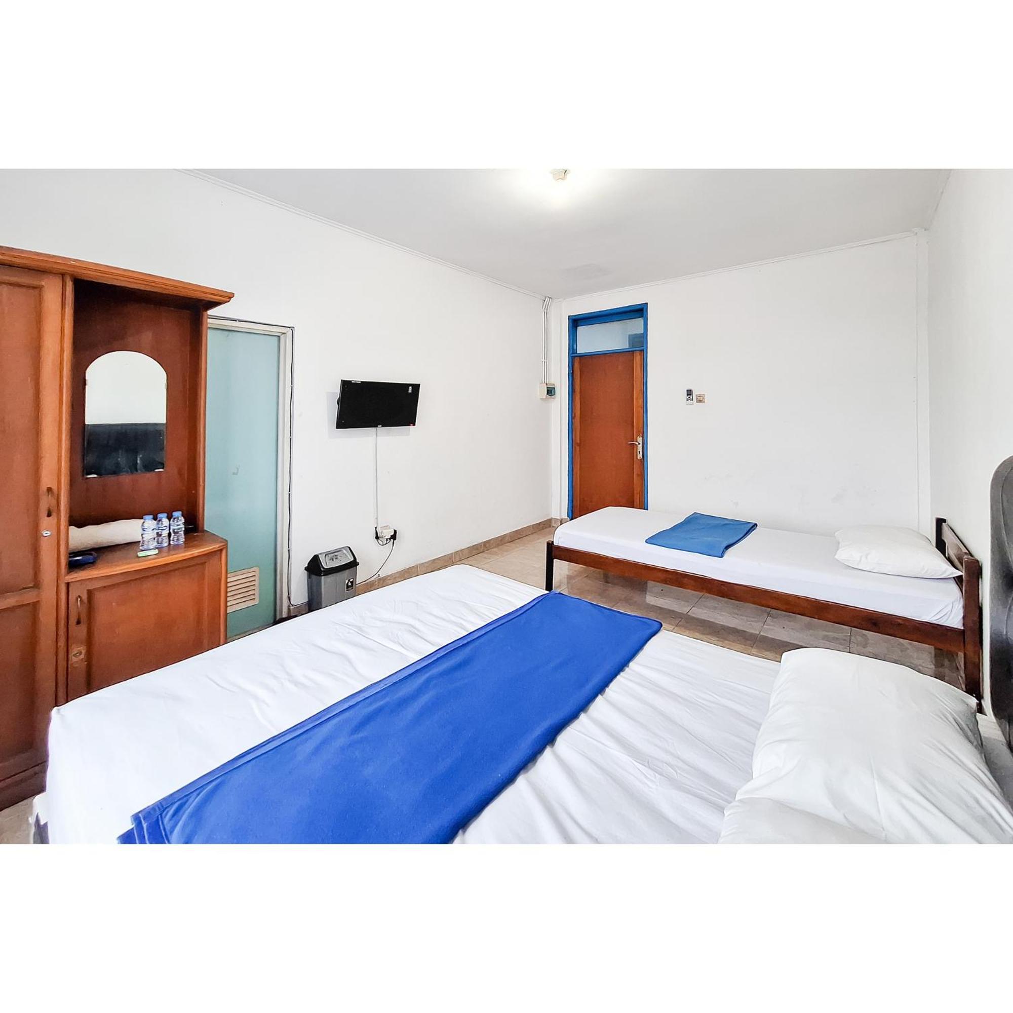 Wisma Pkbi Jabar Mitra Reddoorz Bandung Bagian luar foto